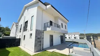 ویلا دو‌بلوک اقتصادی در Karagedik در Fethiye